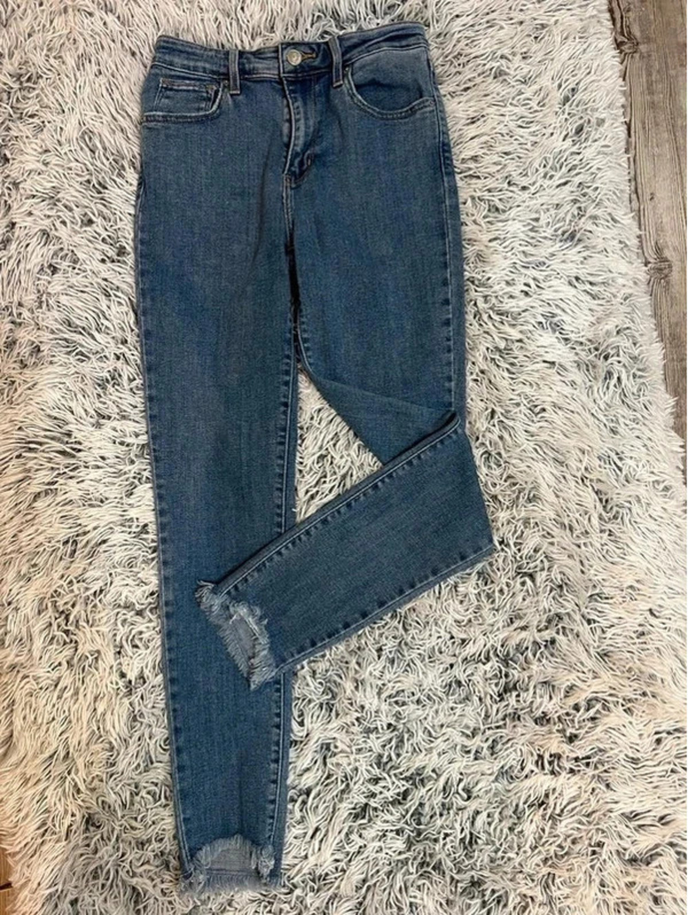 Levi’s 721 High Rise Skinny Jeans Light Wash Raw Hem Stretch Women’s